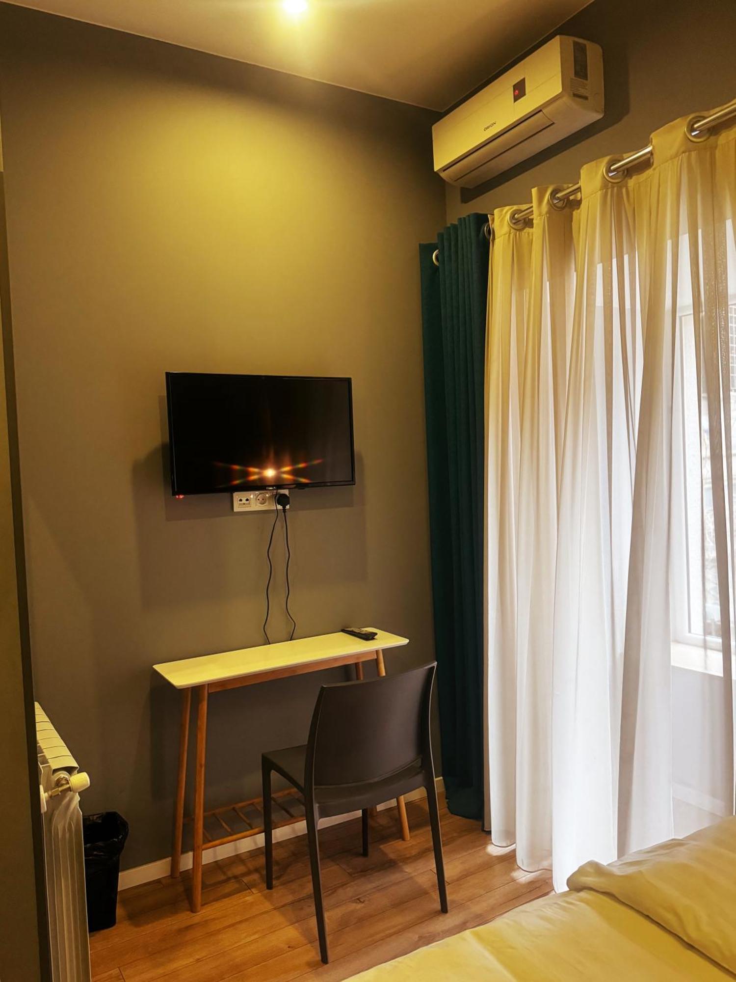 Hotel Classic Corner ティビリシ エクステリア 写真
