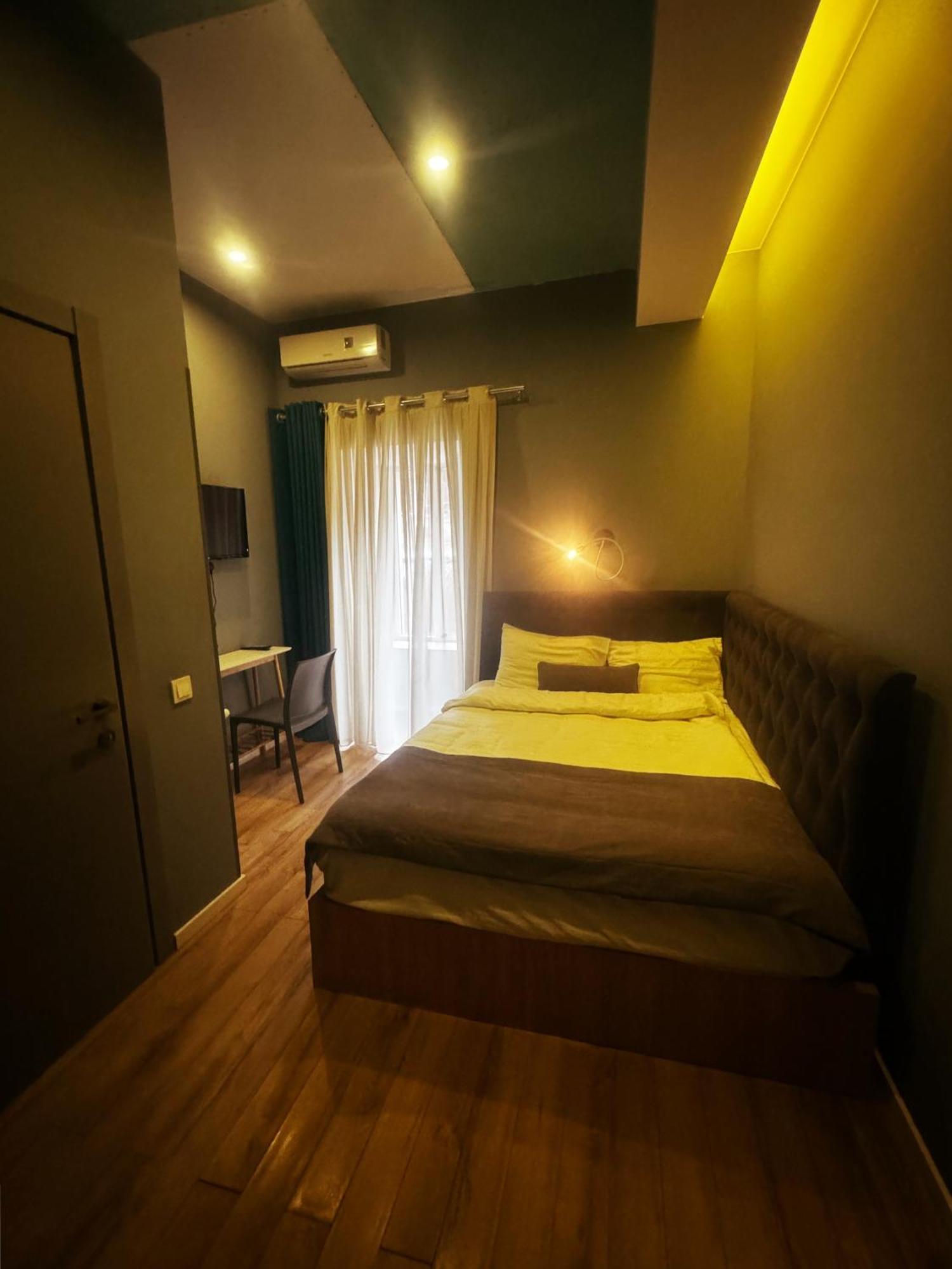 Hotel Classic Corner ティビリシ エクステリア 写真